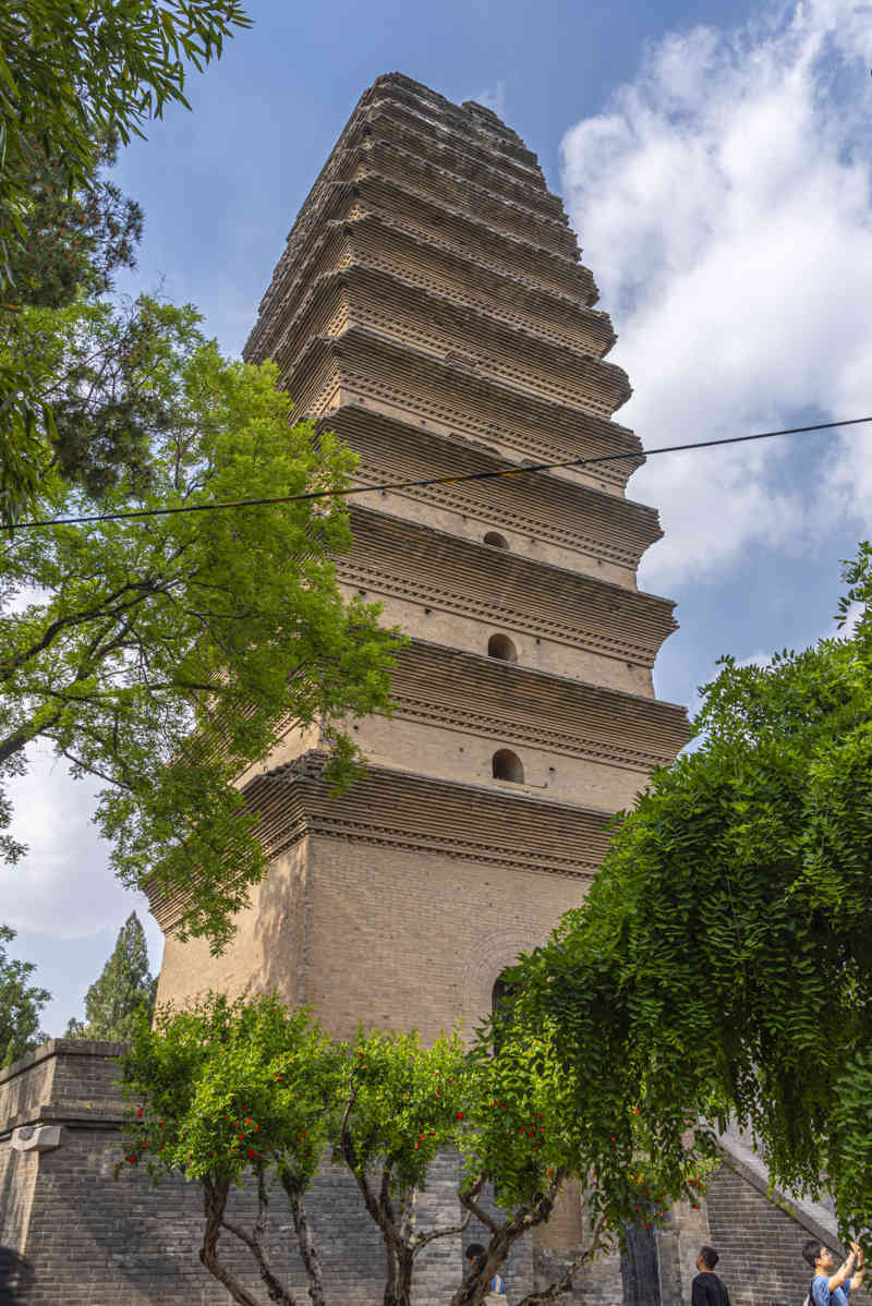 China - Xi'an 053 - templo Jianfu - pagoda de la Oca Silvestre.jpg